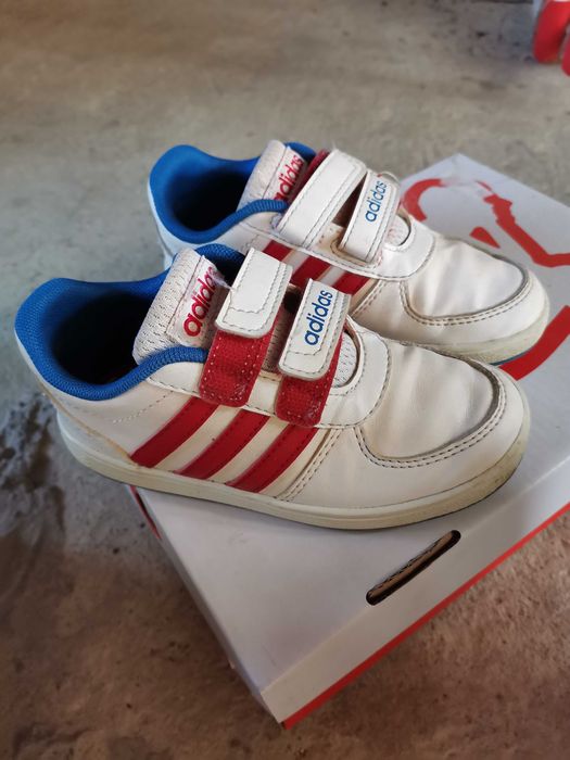 Детски маратонки адидас