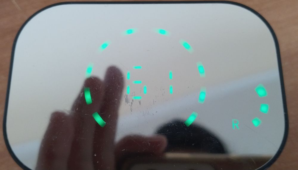 Продаю блютуз наушники YD03