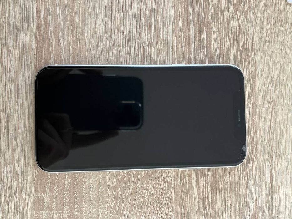 Iphone 11 белый