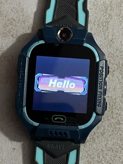 Ceas cu SIM pentru scolari cu aplicatie pentru localizare