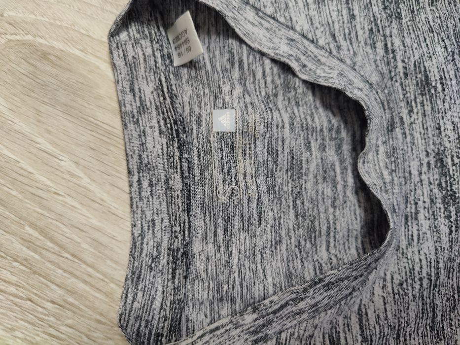 Tricou Adidas mărimea S bărbat