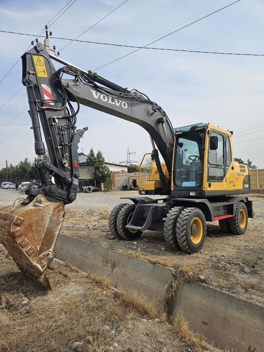 Экскаваторы Volvo 145 сотилади