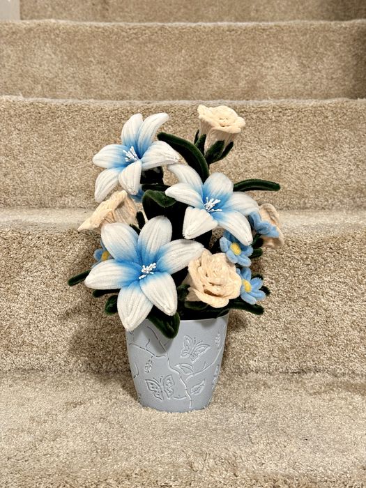 Ghiveci cu flori handmade