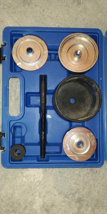 Скоба тампони заден мост Х5