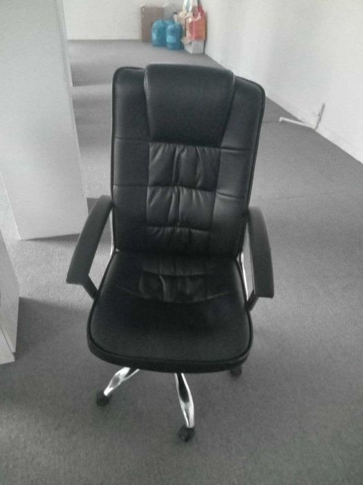 Ofis mebellari srochna sotiladi SHOSHILING !!!