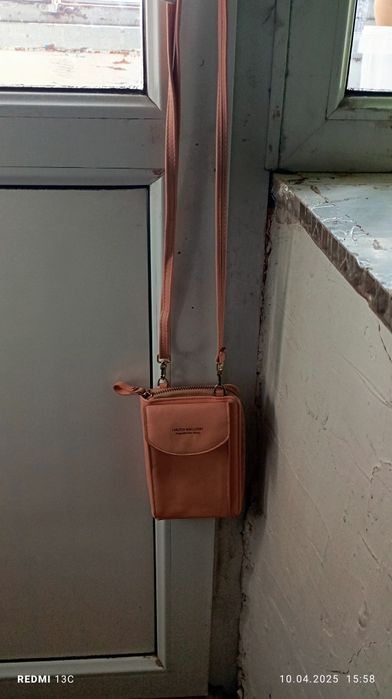 Продам женские сумочки