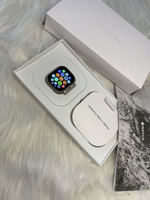 Смарт Часовник чисто нов