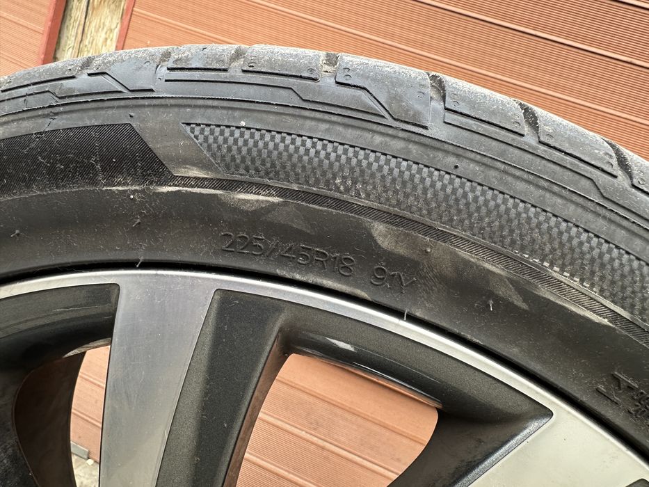 Jante Skoda Octavia Perseus / 225 45 18 Hankook vara ca noi
