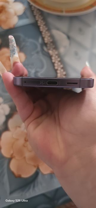 Vând Samsung Galaxy S24 impecabil