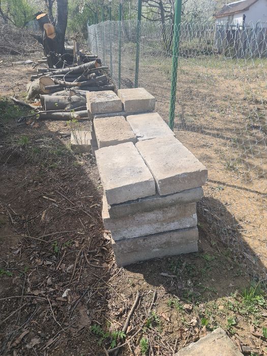 Продавам пътни ивици