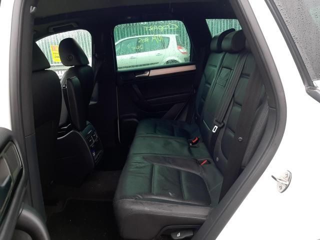 Dezmembrez Volkswagen VW Touareg generatia 2 7P [2010 - 2014] Crossov