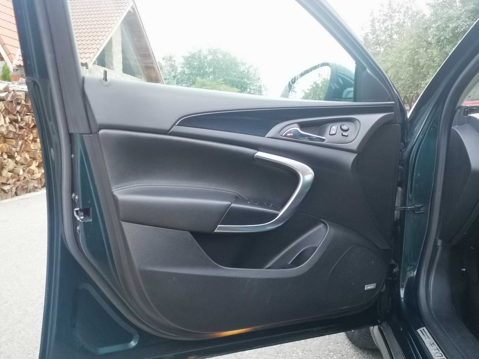 Opel Insignia Country Tourer 4x4 biturbo