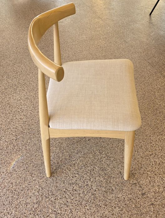 Продам стулья и столы