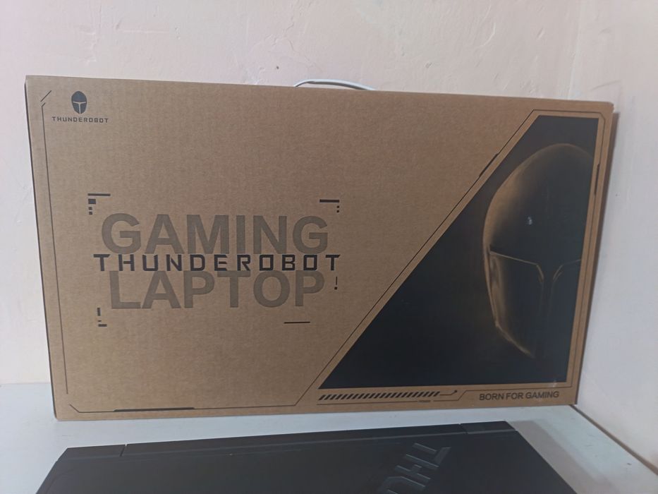 Ноутбук thunderobot