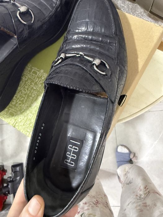 Продам мужские туфли кожанные