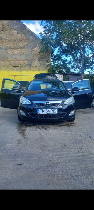 OPEL Astra 2011 — imagine 3
