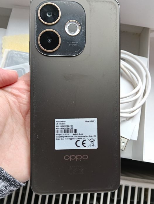 Vând OPPO A 5 pro