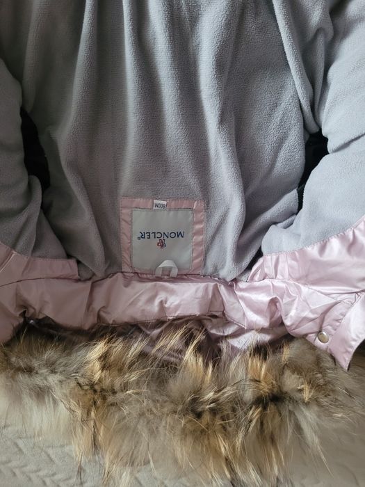 Зимний комбинезон на девочку Moncler