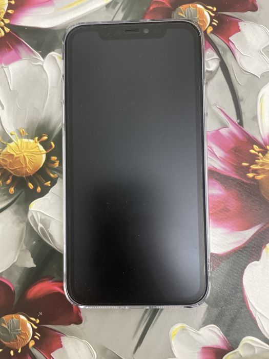 Iphone 11 64гб.