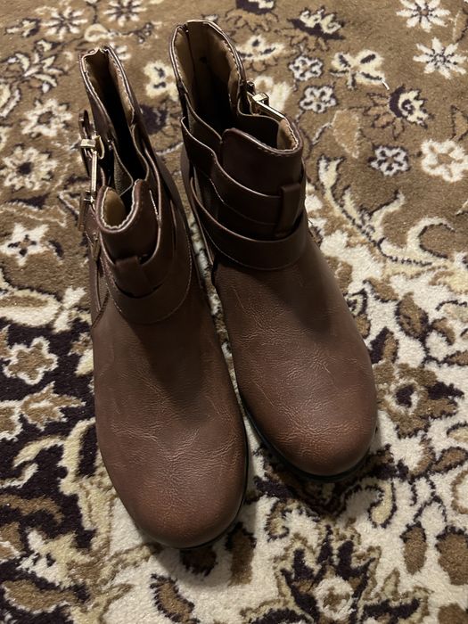 Дамски обувки