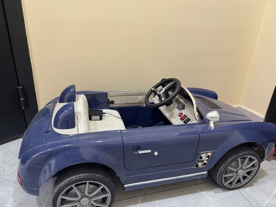 Продам электроавтомобиль для детей или бизнеса в Торговый центр