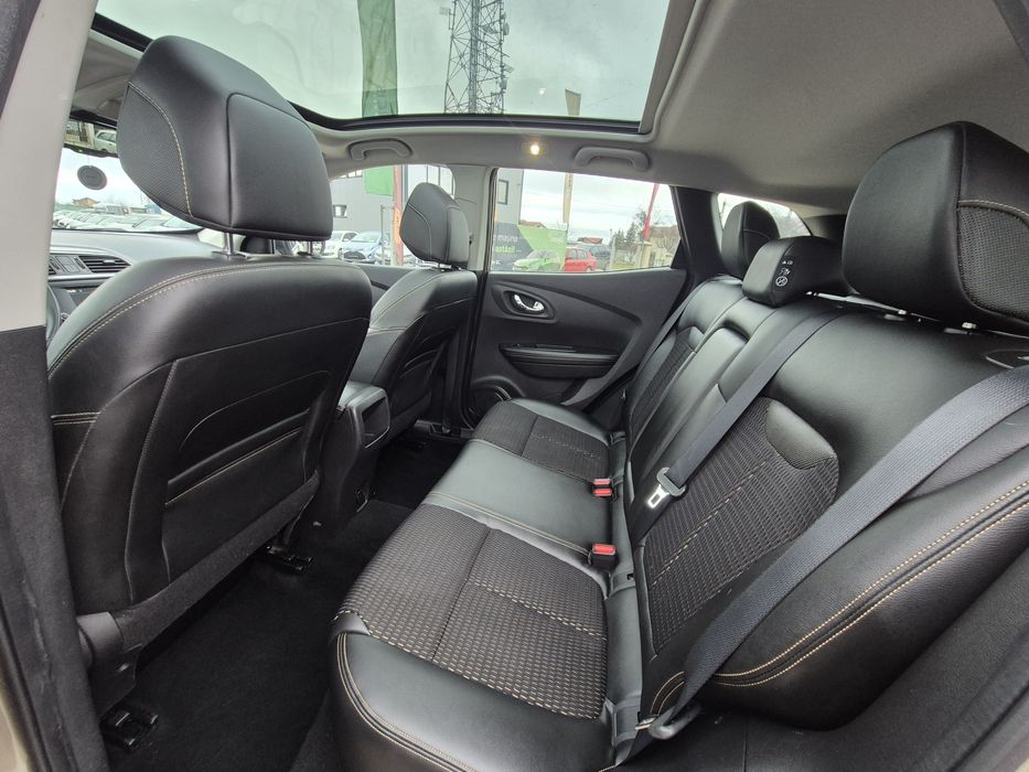 RENAULT KADJAR 1.2 TCE/ Euro 6 / Navigatie / Camera  / Panorama / Led