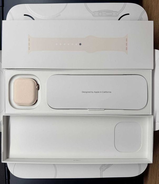 Apple Watch 11, GPS, 42 mm, Rose Gold Aluminium Case, Light Blush Sport Band - S/M