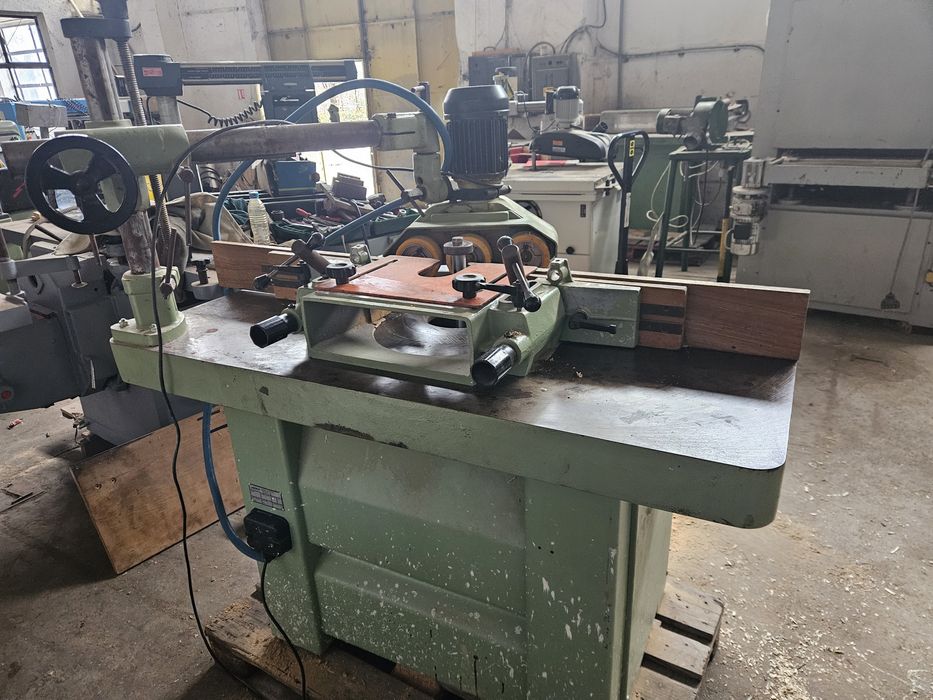 дървообработваща фреза с подавател 4 вида обороти