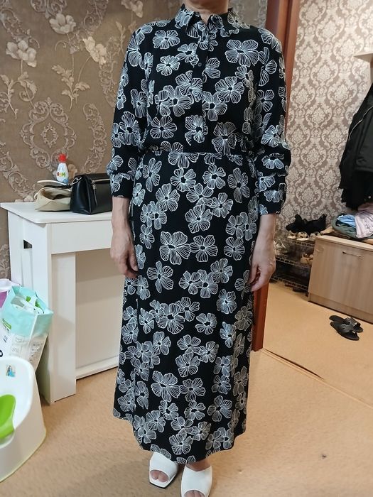 Продам женские платья