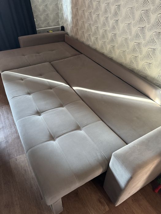 Продам Диван раскладной б/у