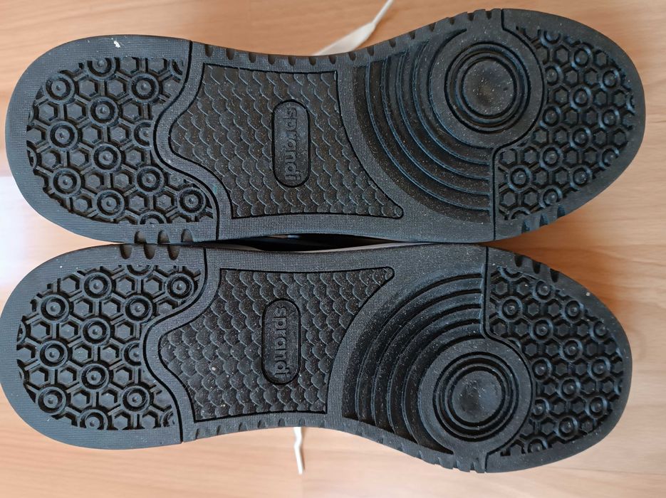 Нови кецове Sprandi