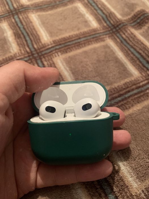 Продам airpods 3 в отличном состоянии