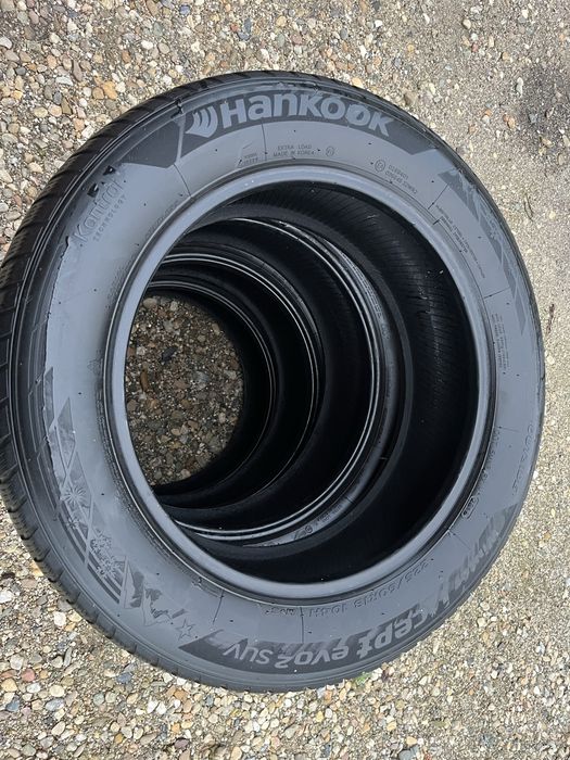 225 60 18 HANKOOK