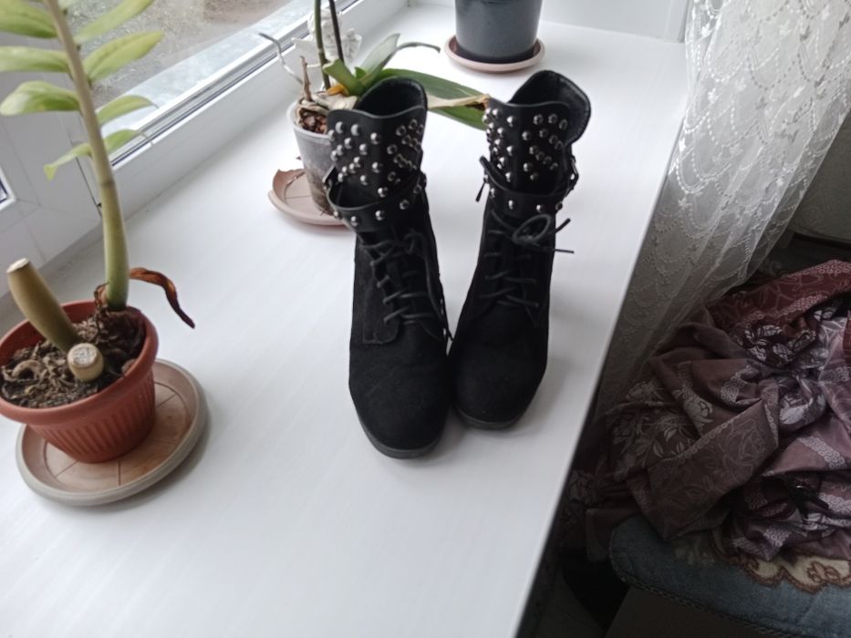 Обувь женская 39-40 размер