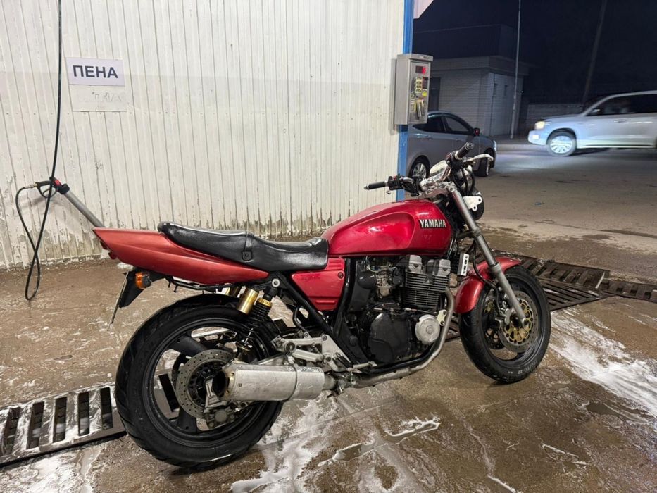 Продам YAMAHA XJR400