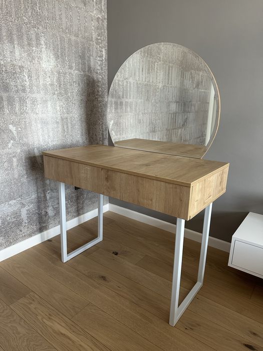 Masa Toaleta / machiaj