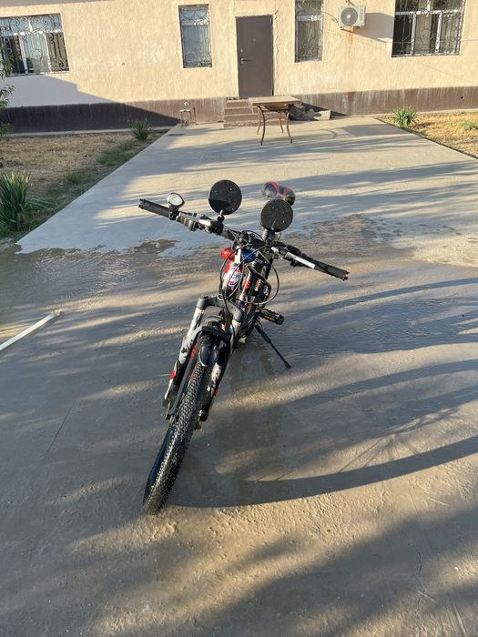 Велосипед в хорошом состояний