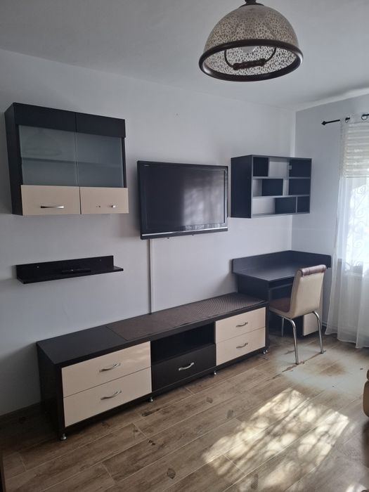 Închiriez apartament 2 camere
