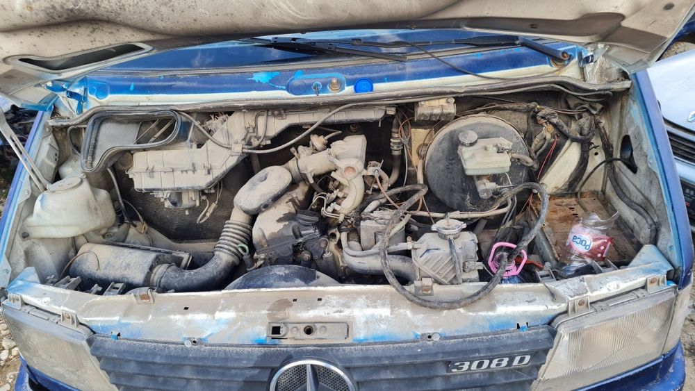Mercedes Sprinter 308Д , Мерцедес Спринтер 308Д На Части !!!