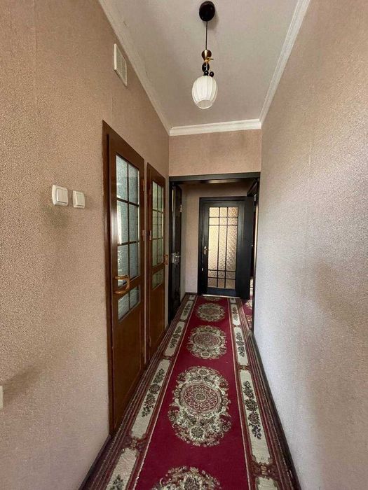 Юнусабад 8й квартал 4 комнатная 90 кв.м