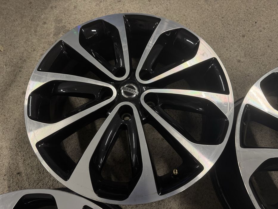 Джанти Nissan 18 5x114,3 оригинални Нисан 18 5х114,3