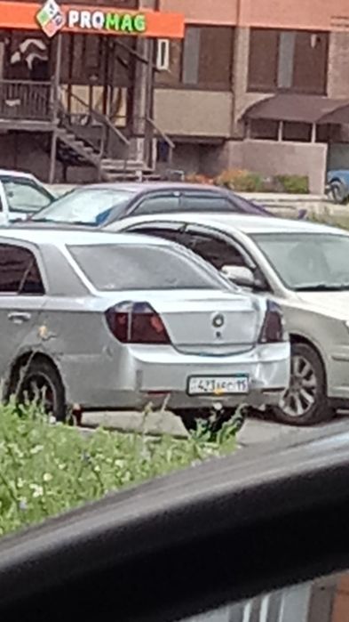 Продам Джили МК 2008