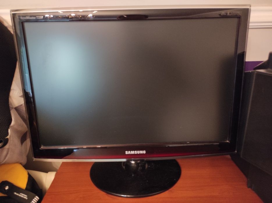 Монитор Samsung Syncmaster T220 22"
