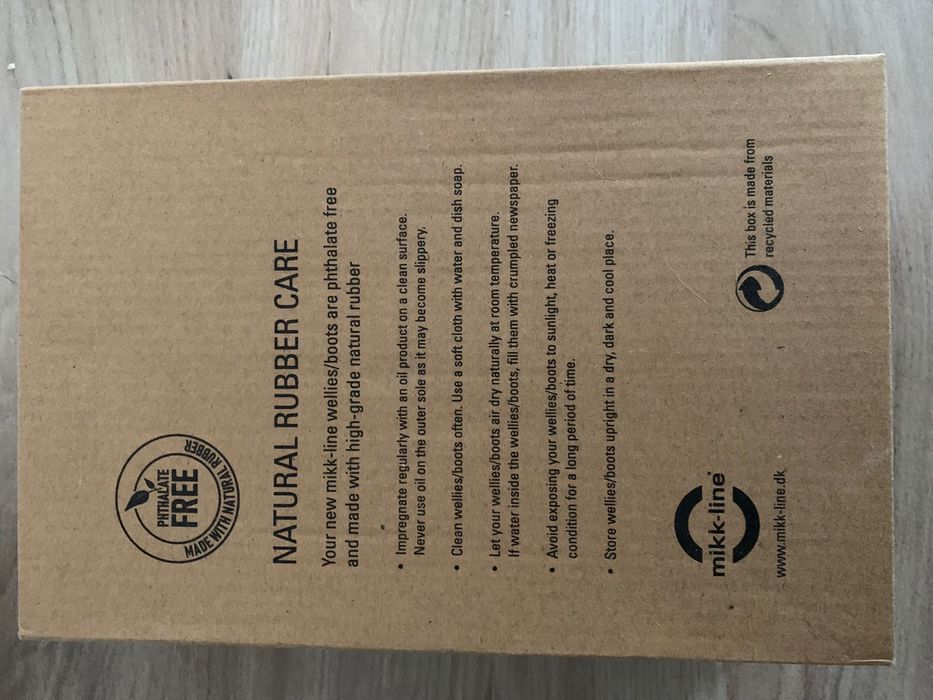 Cizme din cauciuc natural imblanite cu lâna