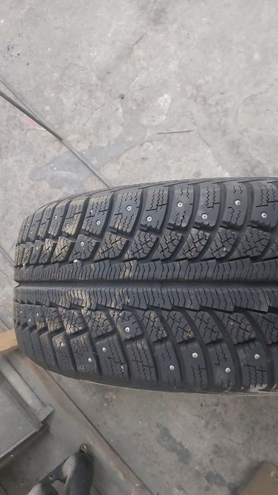225/50/17 шина 1 шт