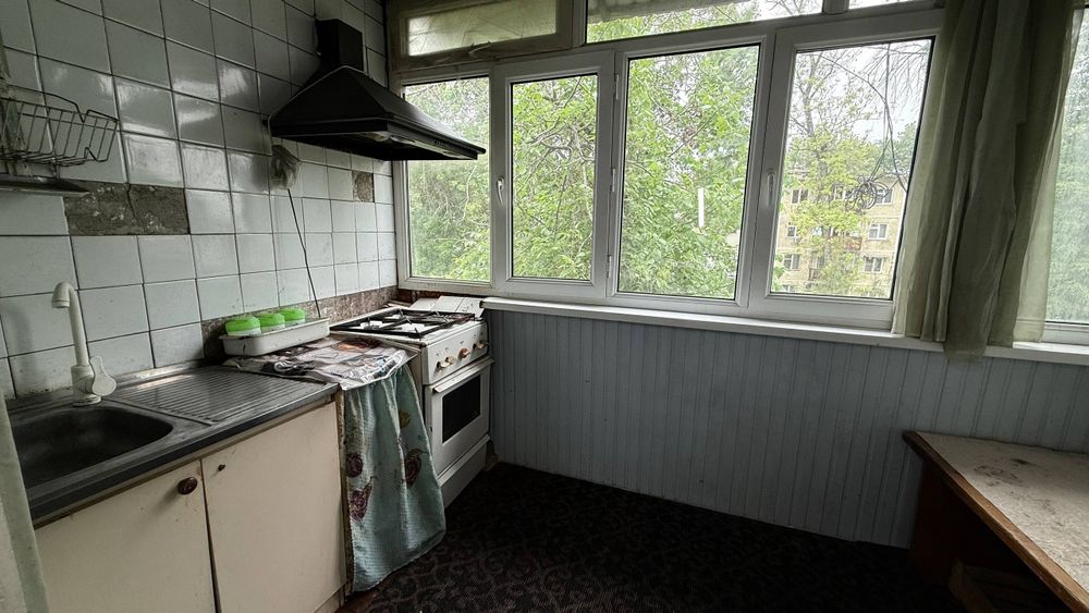 Oybekda 3 xonalik 4 xona qilingan uy / 3-х комнатная переделанная в 4-