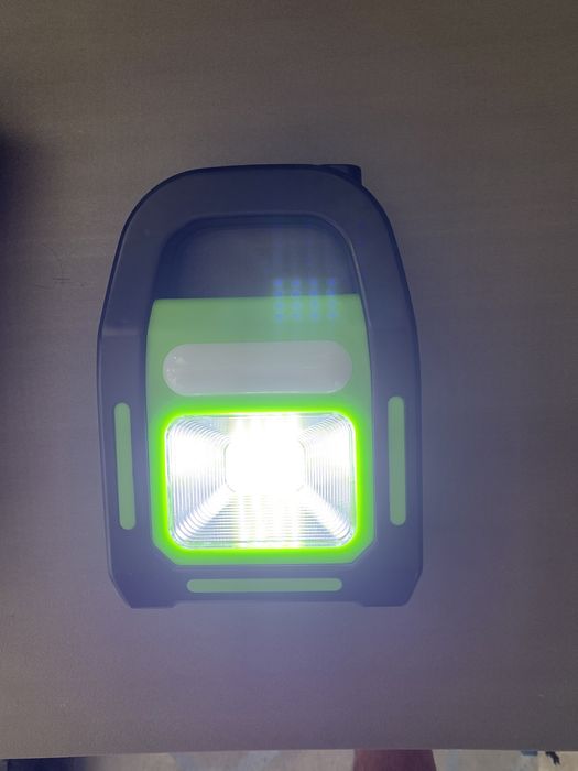 LED прожектор - работна лампа