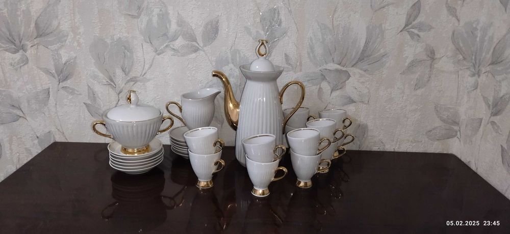 Новый сервиз, на 12 персон.