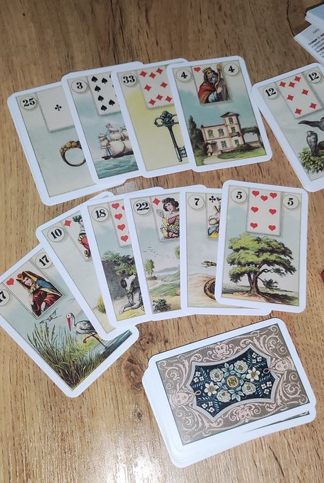 Руны скандинавские деревянные с мешочком. Оракул.