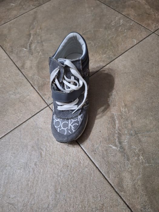 Sneakers Michael Kors și Claivin Klein